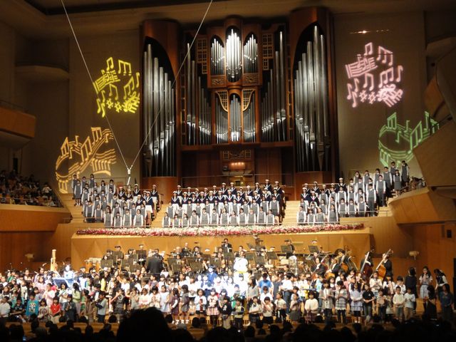 コンサート コンサート