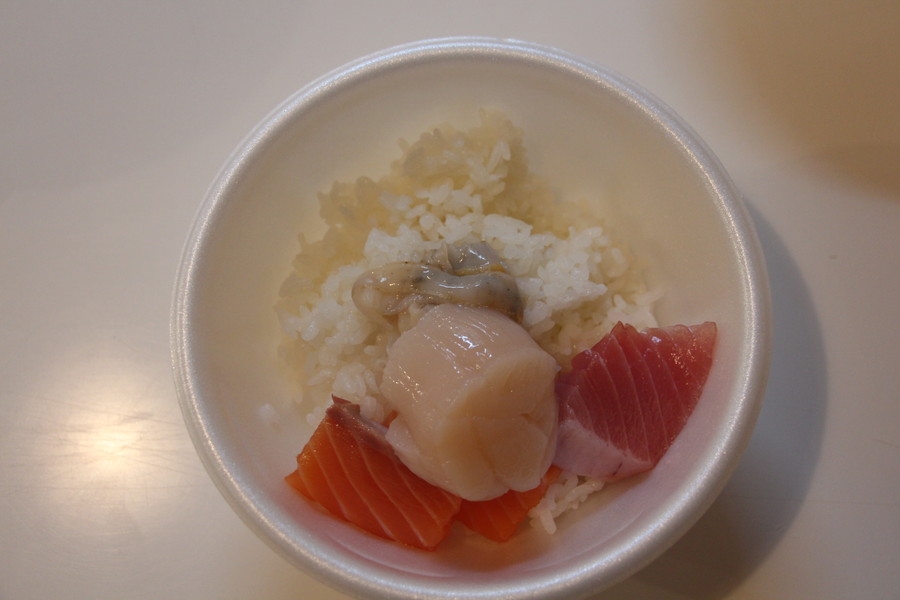 のっけ丼 《いぬ》 のっけ丼 《いぬ》