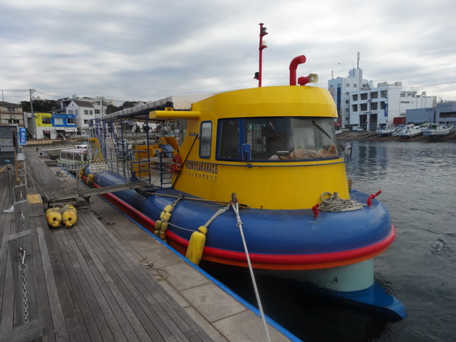 にじいろさかな号 にじいろさかな号