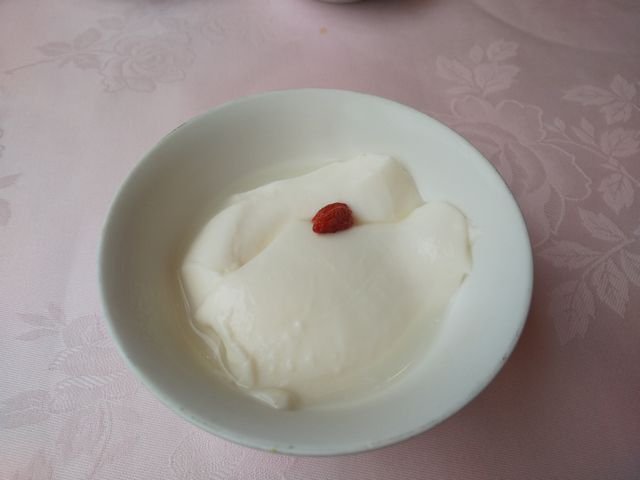 杏仁豆腐 杏仁豆腐