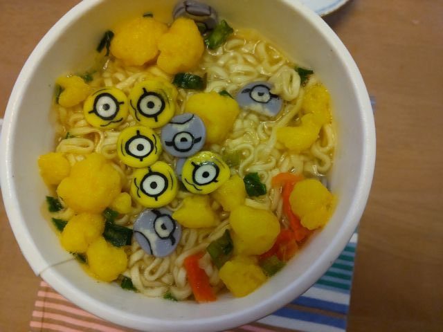 カップラーメン