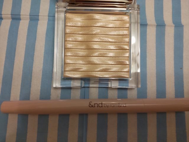 ハイライト、アイブロウ